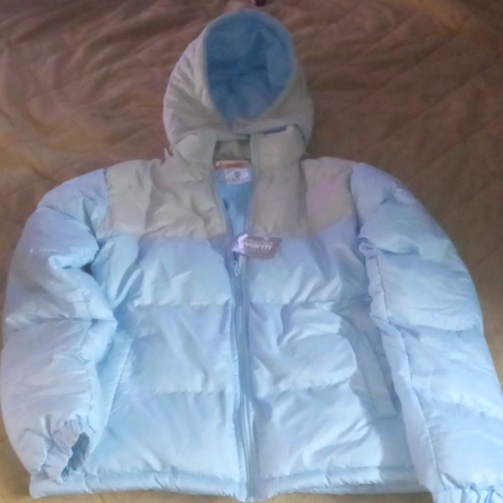Fluffy heavy winter jacket (size:M) baby blue and light sage green